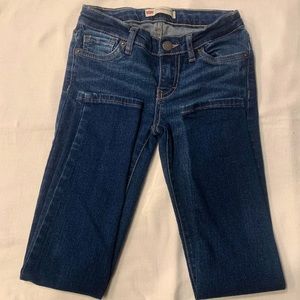 Like new Girls Levi’s 701 Super skinny jeans